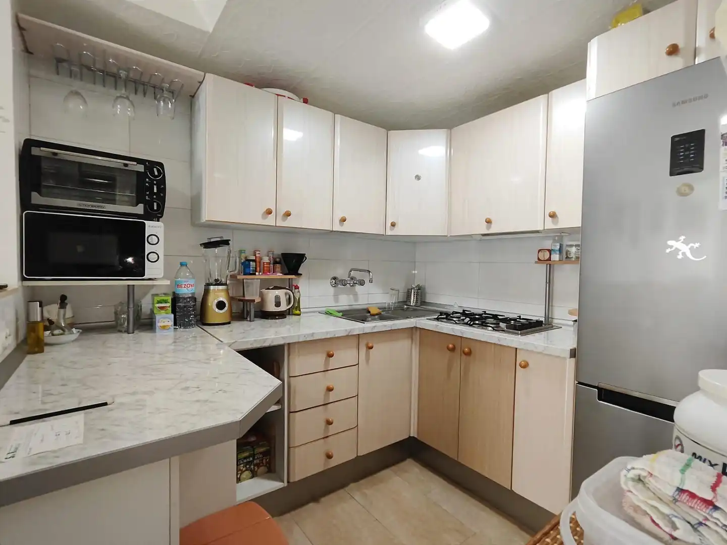 Küche von Wohnung zum Verkauf in Torremolinos mit Klimaanlage, Privatgarten und Terrasse