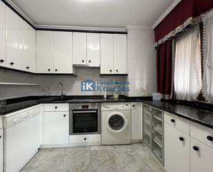 Kitchen of Flat for sale in Basauri   with Heating and Terrace