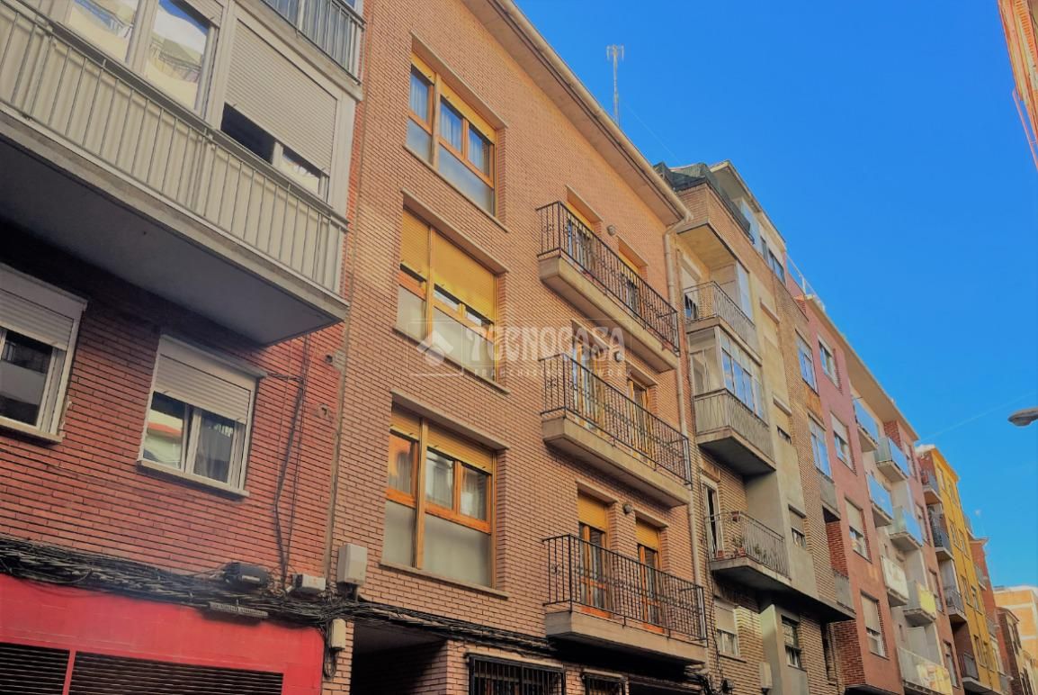 Vista exterior de Pis en venda en  Zaragoza Capital amb Terrassa