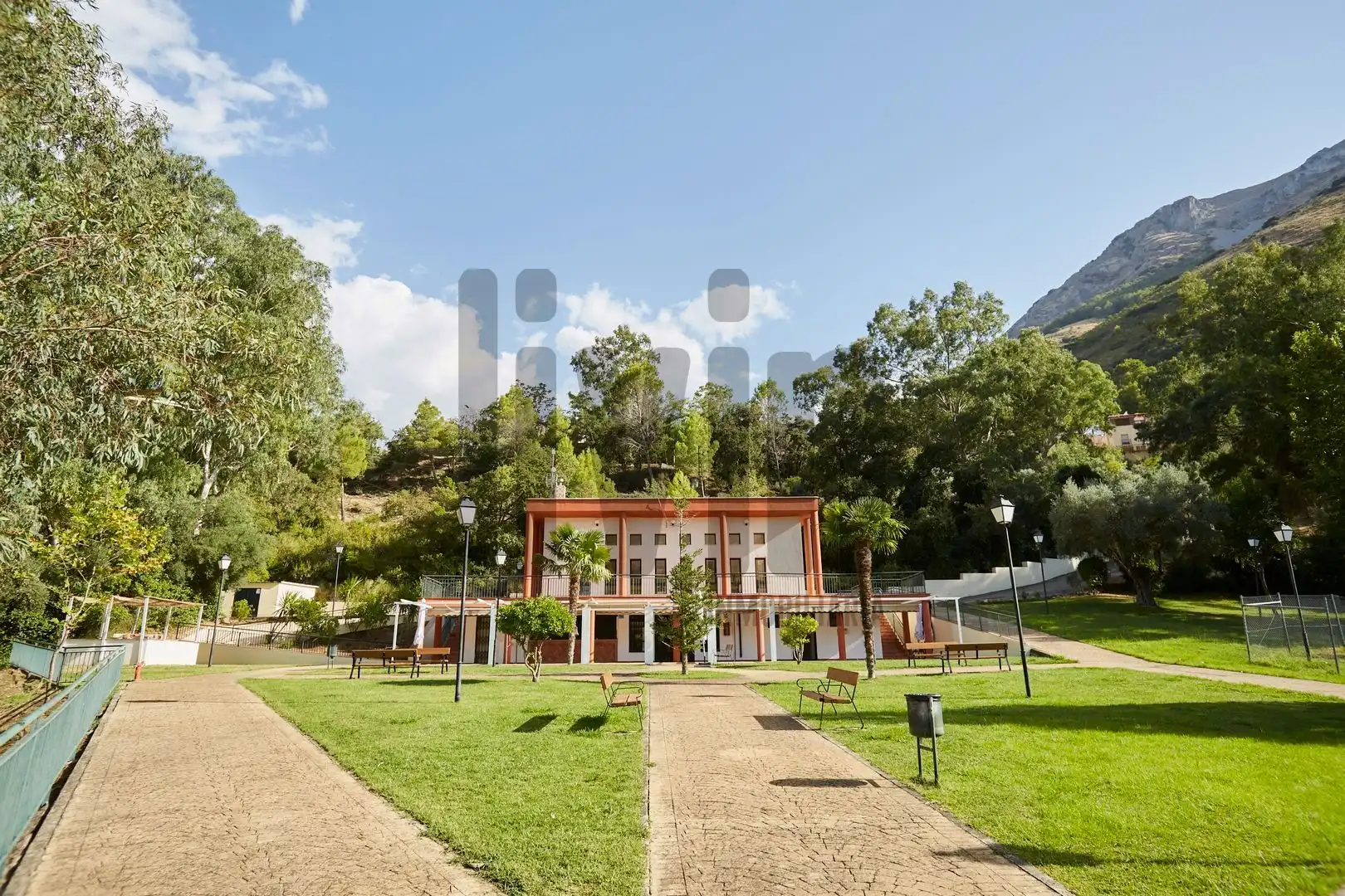 Exterior view of Houses for sale in Jaén  with Air Conditioner, Heating and Terrace