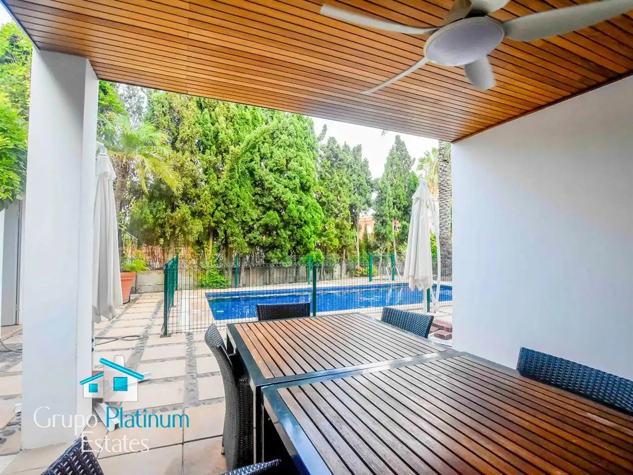 Piscina de Casa o xalet en venda en Águilas amb Aire condicionat, Jardí privat i Piscina