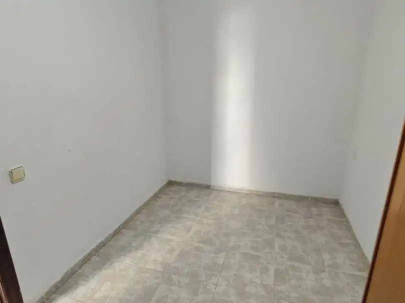 Dormitori de Casa o xalet en venda en Valencia amb Terrassa, Traster i Moblat