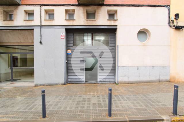 Local comercial en Alquiler en La Roureda