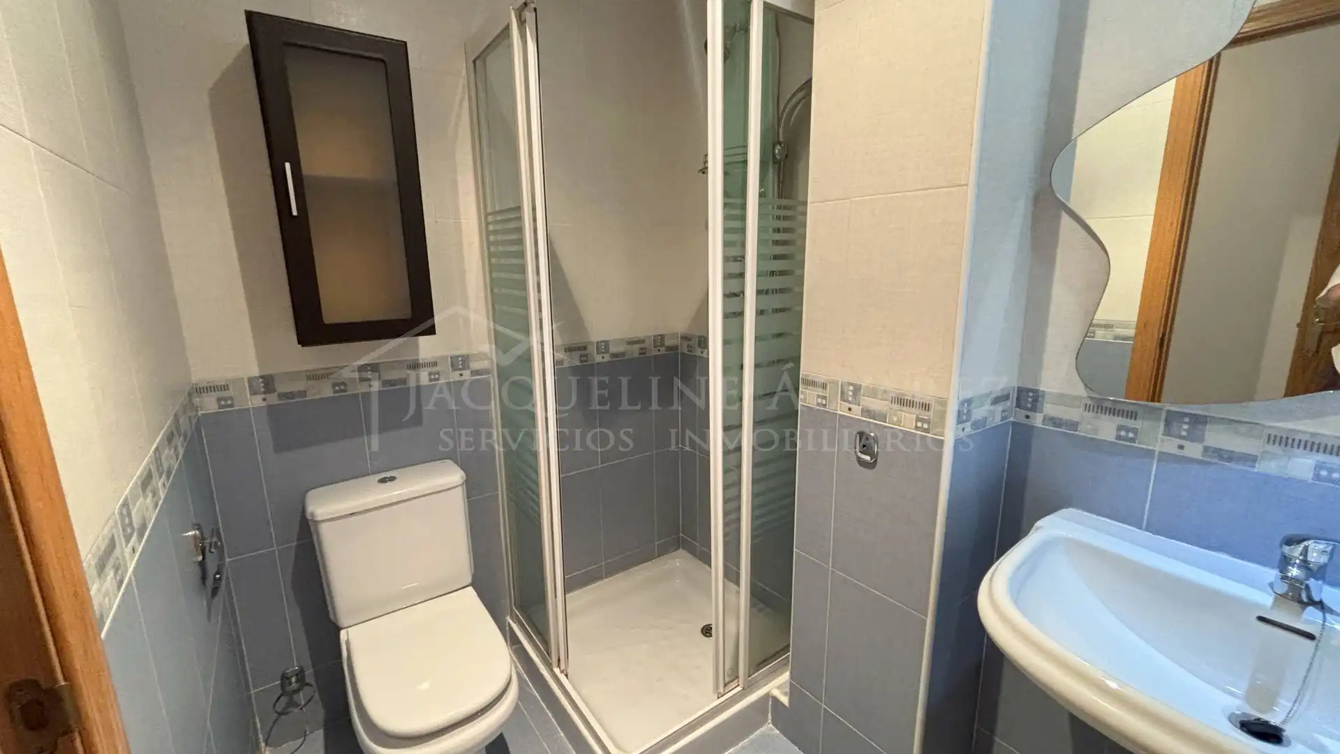 Baño de Piso en venta en Ugena con Calefacción, Amueblado y Balcón