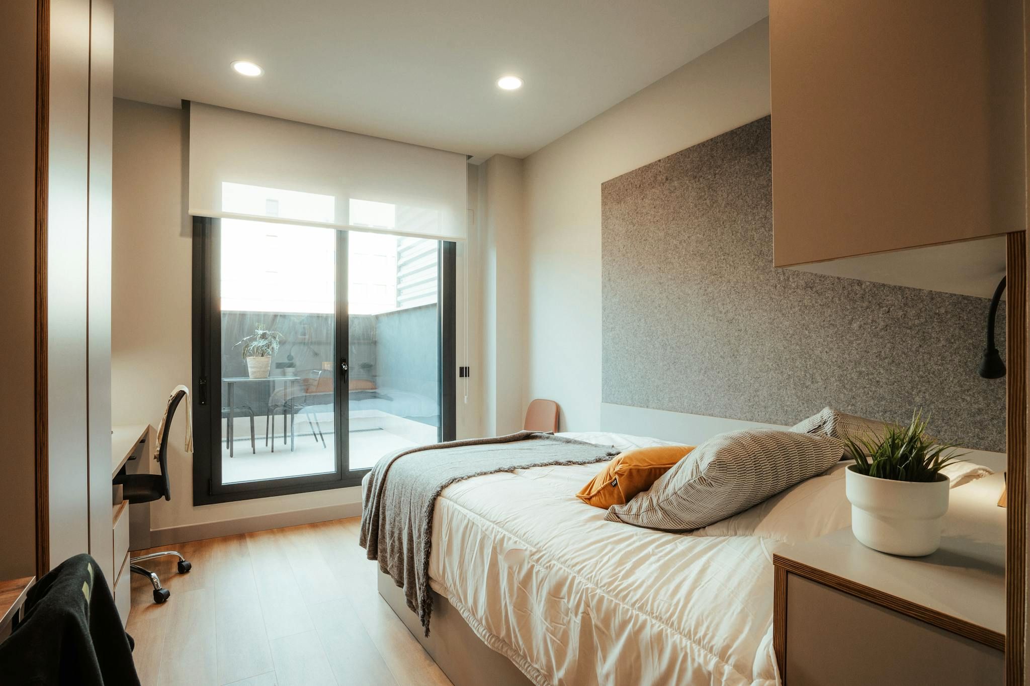 Bedroom of Flat to rent in  Barcelona Capital  with Air Conditioner, Heating and Private garden