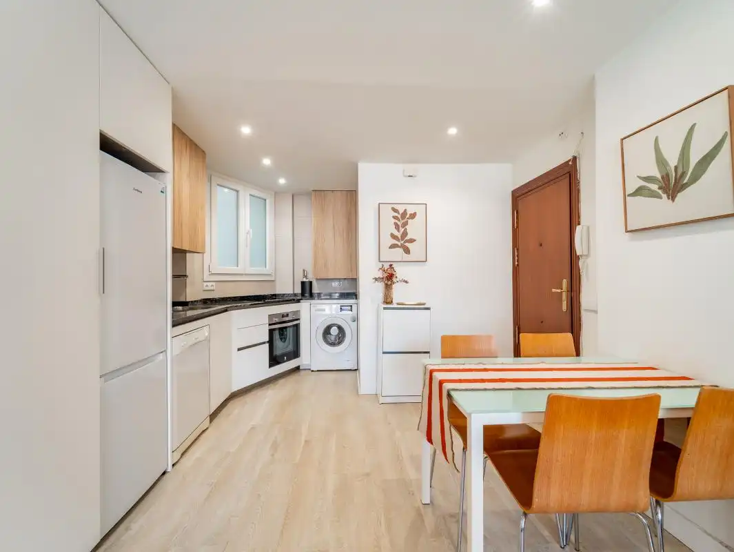 Küche von Wohnung zur Miete in Málaga mit Klimaanlage, Heizung und Terrasse
