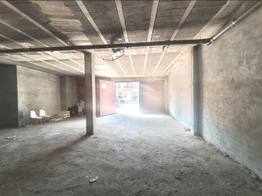 Nave industrial in vendita a Avenida Peña de Francia 47