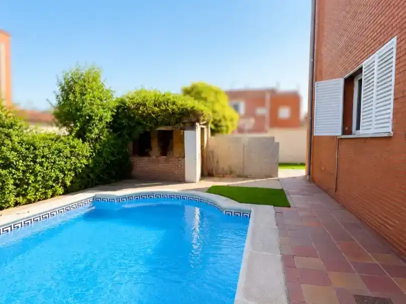 Piscina de Pis en venda en Cabanillas del Campo amb Piscina i Balcó
