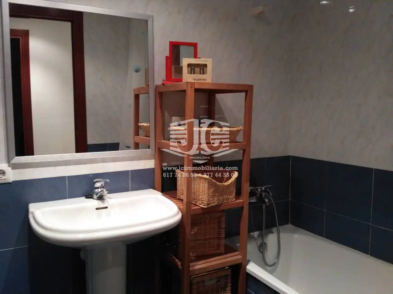 Flat for rent in Avenida REMOLINS, Remolins - Sant Jaume
