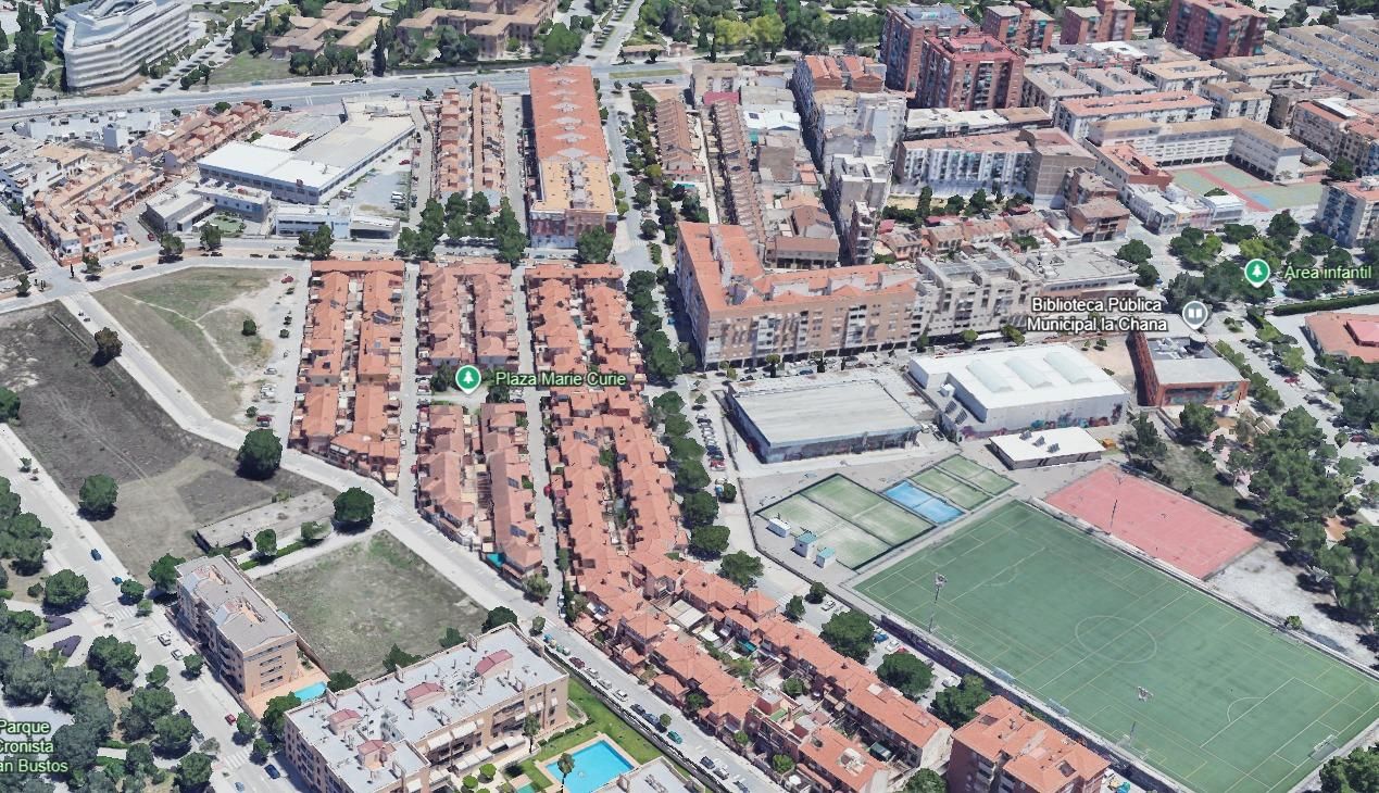 Vista exterior de Casa adosada de lloguer en  Granada Capital amb Terrassa