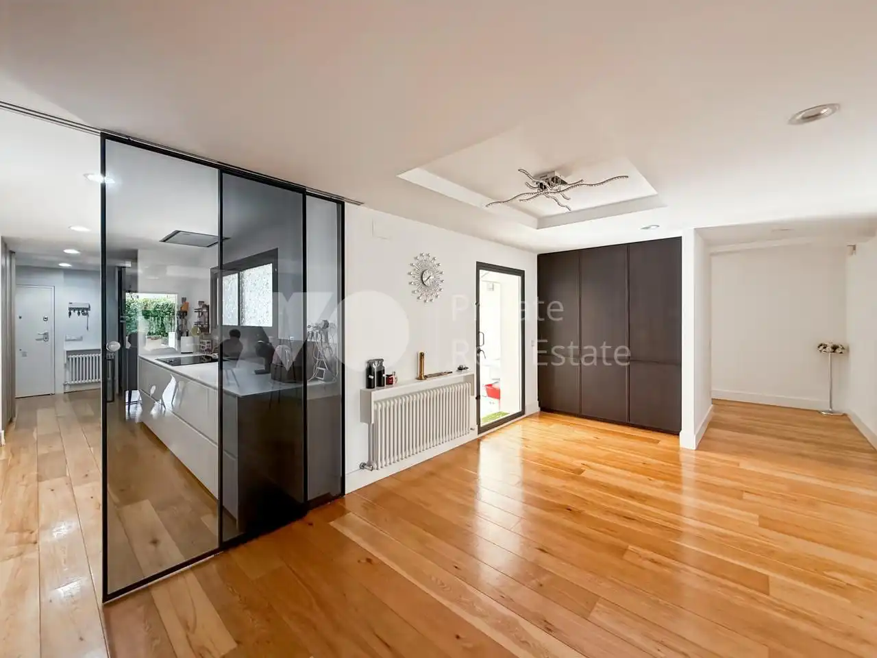 Living room of Houses for sale in Villanueva de la Cañada  with Air Conditioner, Heating and Private garden