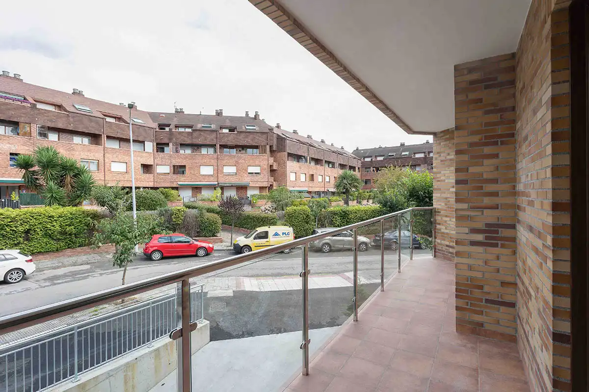 Vista exterior de Pis en venda en Castrillón amb Calefacció, Terrassa i Traster