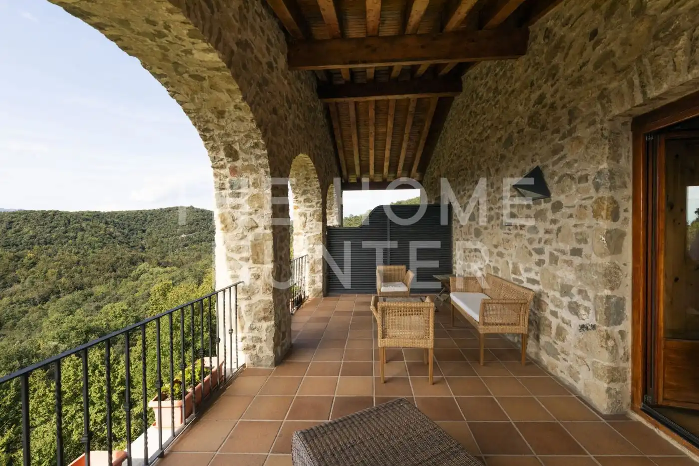 Terrassa de Finca rústica en venda en Sant Aniol de Finestres amb Aire condicionat, Calefacció i Jardí privat