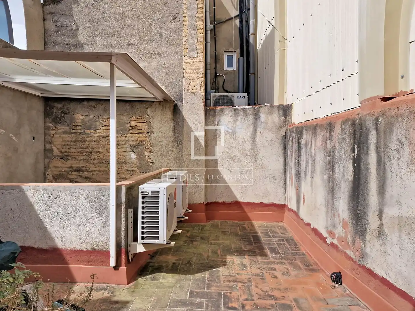 Terrassa de Casa o xalet en venda en Vilanova i la Geltrú amb Aire condicionat, Calefacció i Terrassa