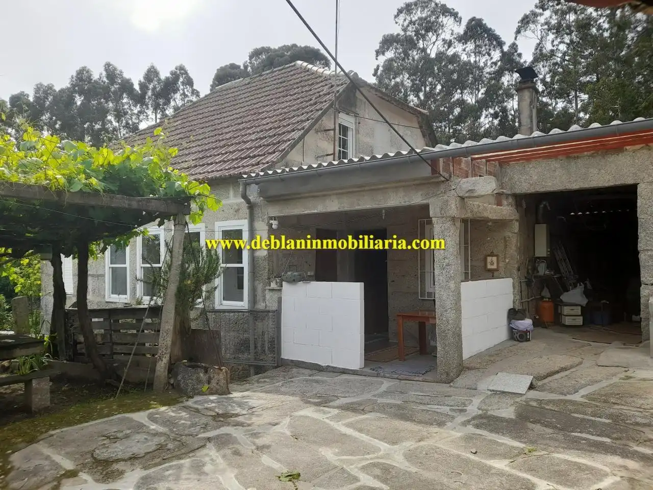 Vista exterior de Casa o chalet de alquiler en Tui con Jardín privado y Trastero