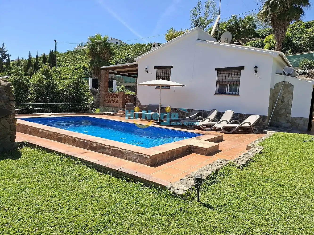 Casa con piscina en venta en Frigiliana