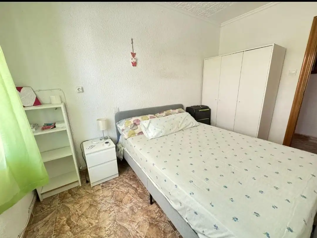 Apartamento con terraza en venta en Calle de Huesca, imagen 11