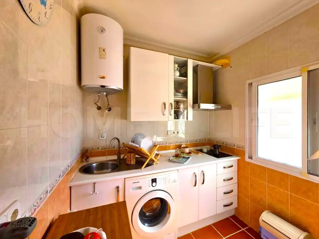 Küche von Wohnungen zum Verkauf in Torremolinos mit Privatgarten, Terrasse und Schwimmbad