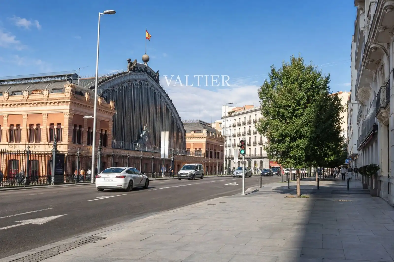 Exterior view of Flat for rent in Madrid  with Air Conditioner, Terrace and Furnished