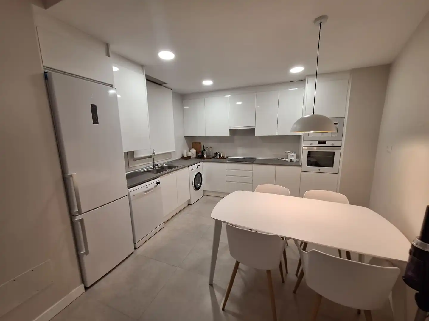 Kitchen of Flat for rent in Madrid  with Air Conditioner, Heating and Furnished