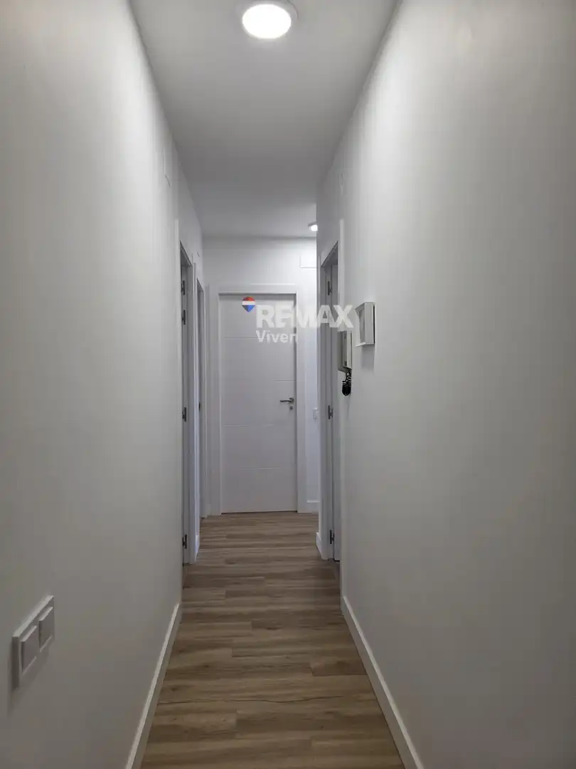 Casa adosada en venda en Vilanova i la Geltrú amb Aire condicionat, Jardí privat i Parquet