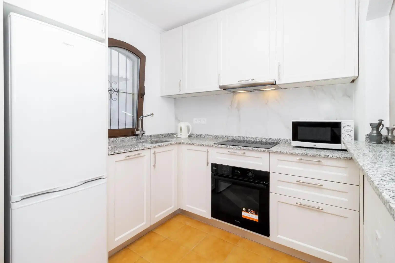 Kitchen of Houses for sale in Orihuela  with Air Conditioner and Terrace