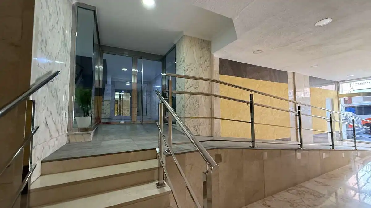 Pis de lloguer en Granada amb Calefacció, Moblat i Microones