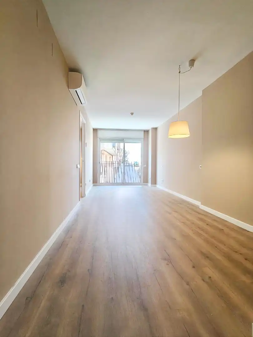 Bedroom of Apartments for sale in Terrassa  with Air Conditioner