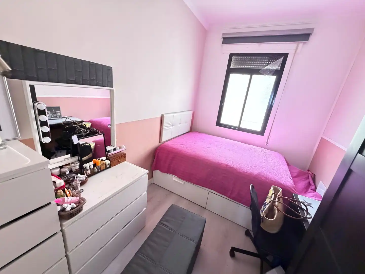 Habitación de Dúplex en venta en La Victoria de Acentejo con Terraza y Amueblado