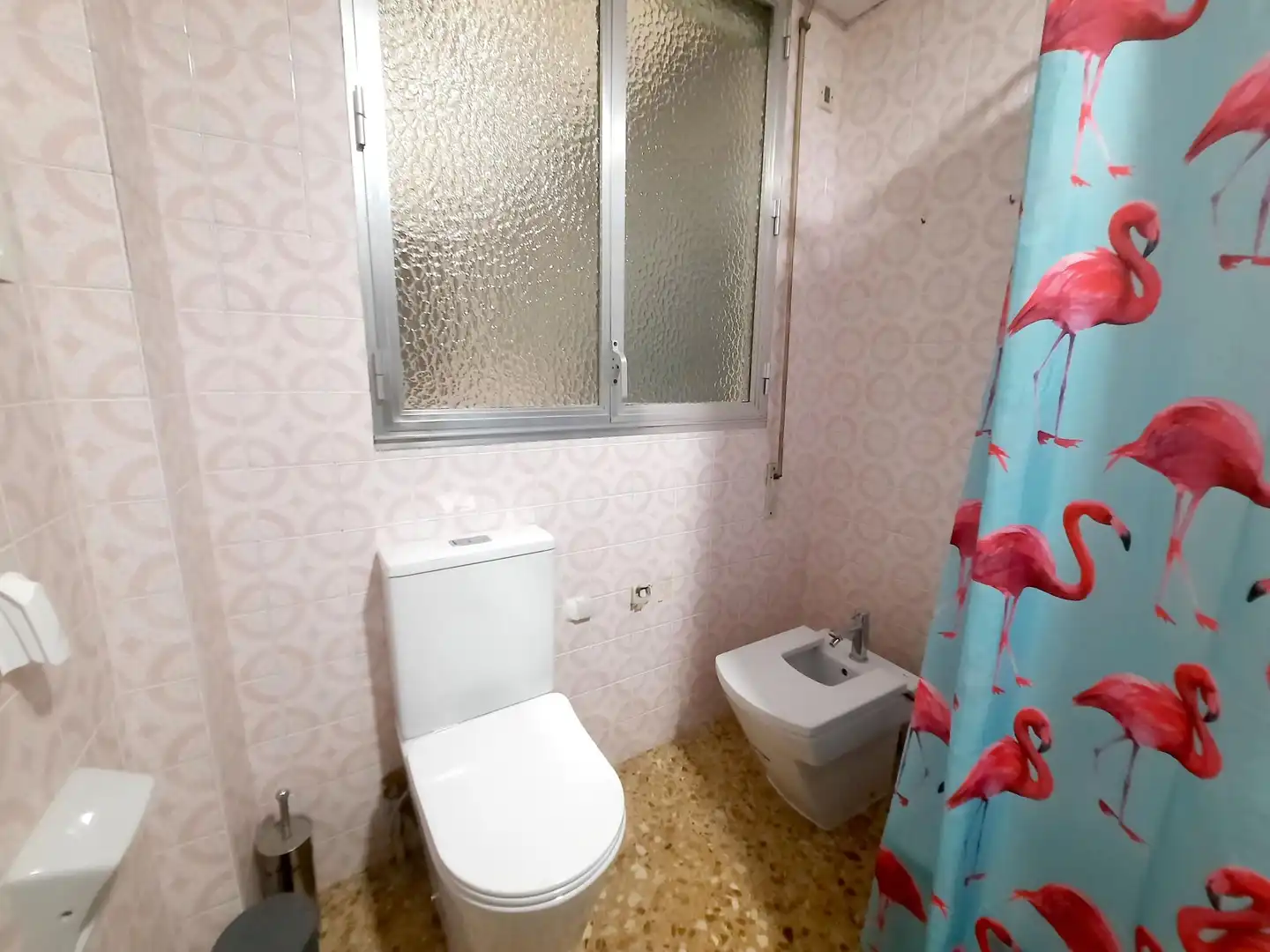 Badezimmer von Wohnung zur Miete in Sagunto / Sagunt mit Klimaanlage, Heizung und Balkon