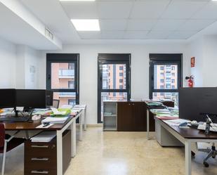 Office to rent in  Valencia Capital  with Air Conditioner