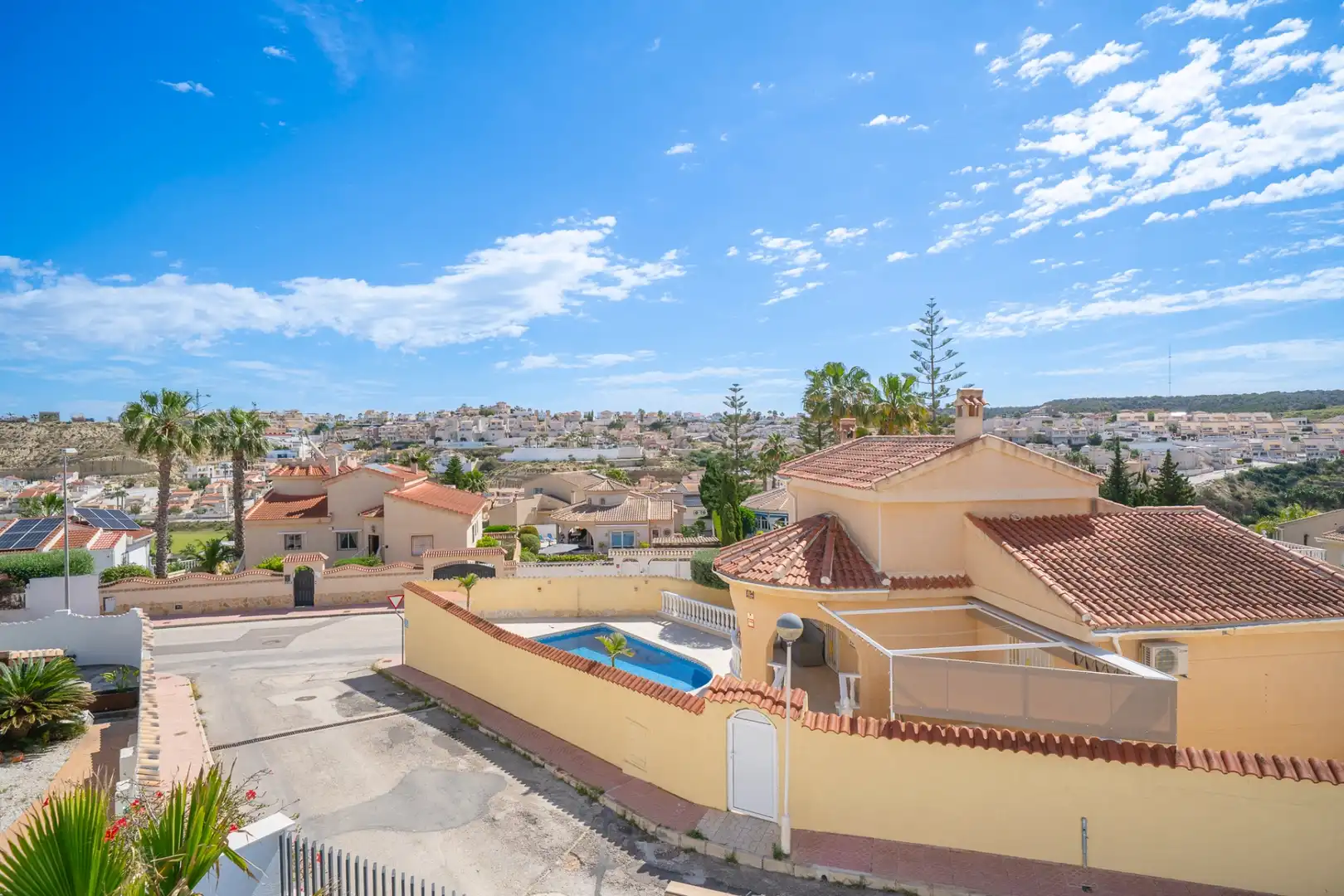 Vista exterior de Casa o chalet en venta en Rojales con Aire acondicionado, Calefacción y Jardín privado