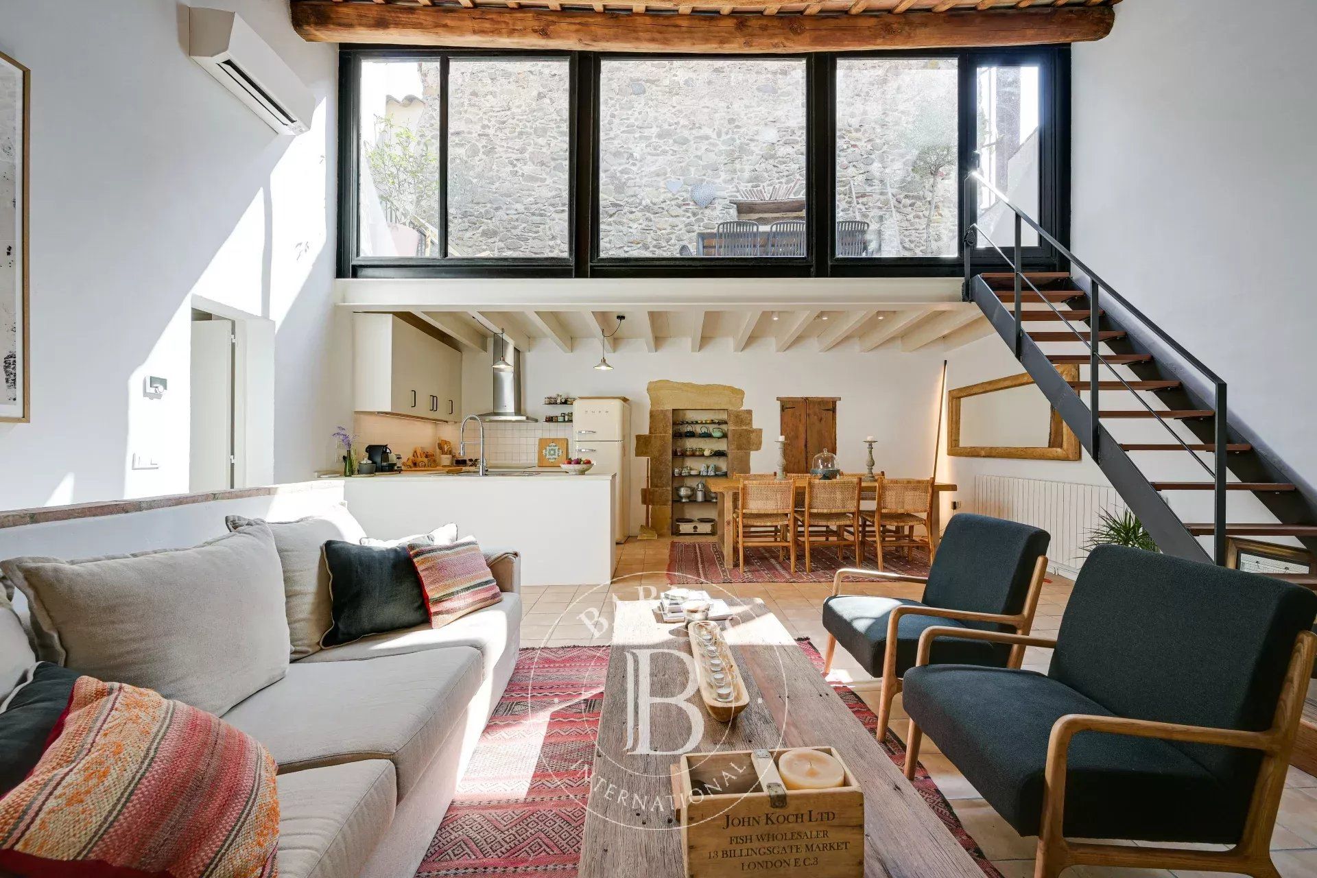 Sala d'estar de Finca rústica en venda en Cruïlles, Monells I Sant Sadurní de L'Heura amb Aire condicionat, Calefacció i Internet