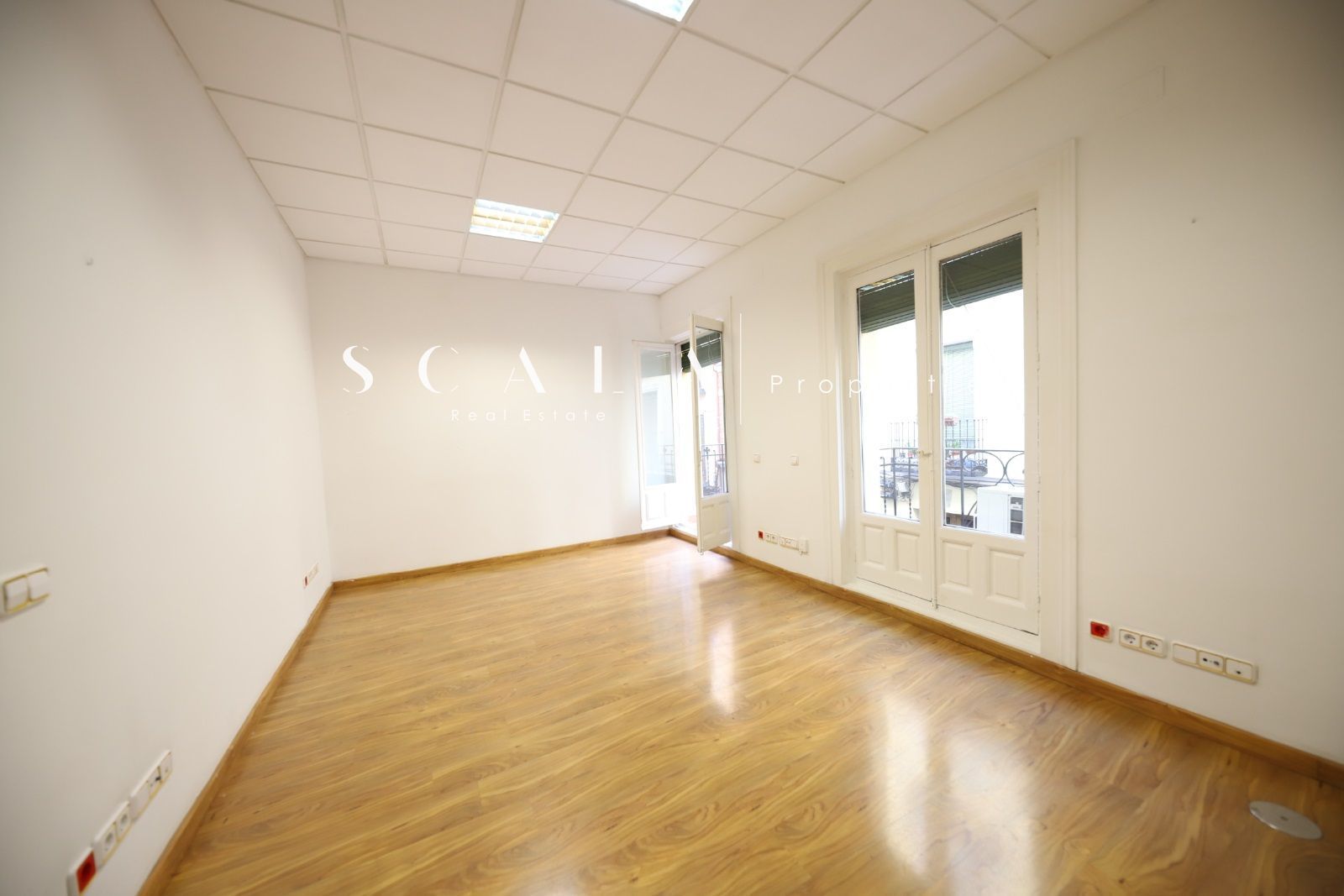 Flat to rent in  Madrid Capital  with Air Conditioner, Heating and Pets allowed