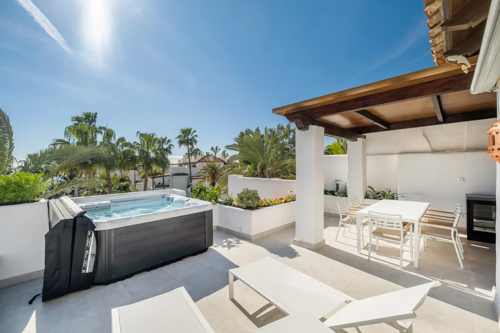 Attique avec piscine à vendre à Nueva Andalucía