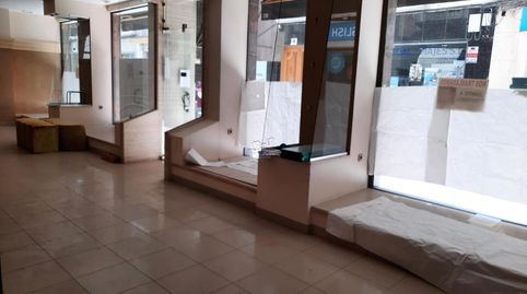 Local comercial céntrico, en una calle de gran paso. Dispone de cuatro escaparates y tiene una superficie de 200 m2. en planta baj, imatge 3