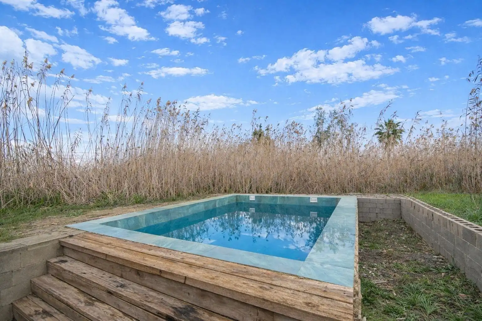Piscina de Finca rústica en venda en Sa Pobla amb Piscina