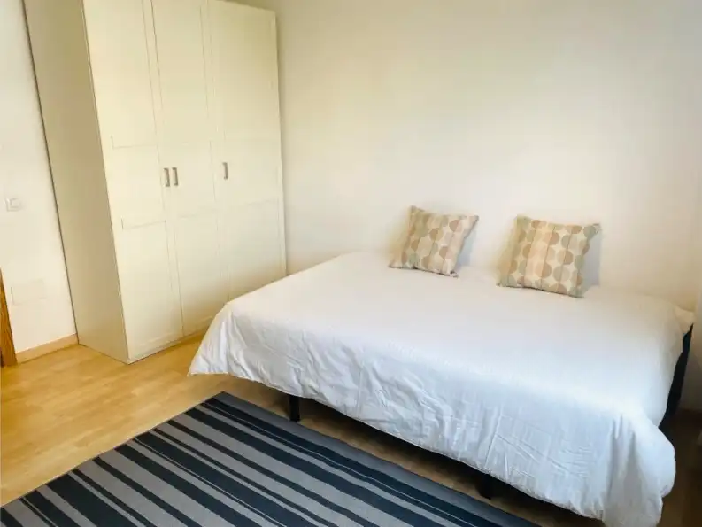 Habitación de Estudio de alquiler en Madrid