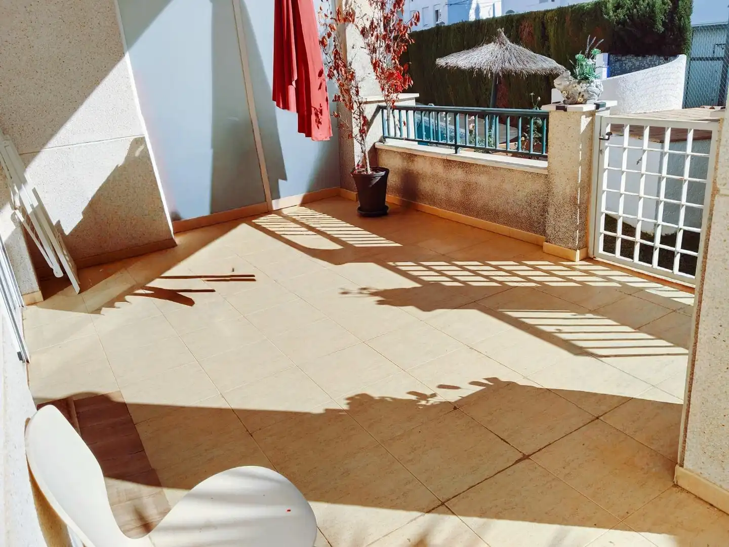 Terrasse von Wohnung zum Verkauf in Altea mit Klimaanlage, Privatgarten und Terrasse