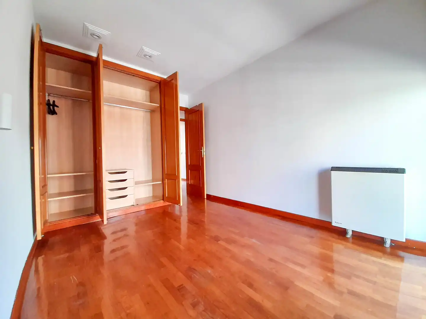 Wohnung zur Miete in Calle de Albarracín, Simancas