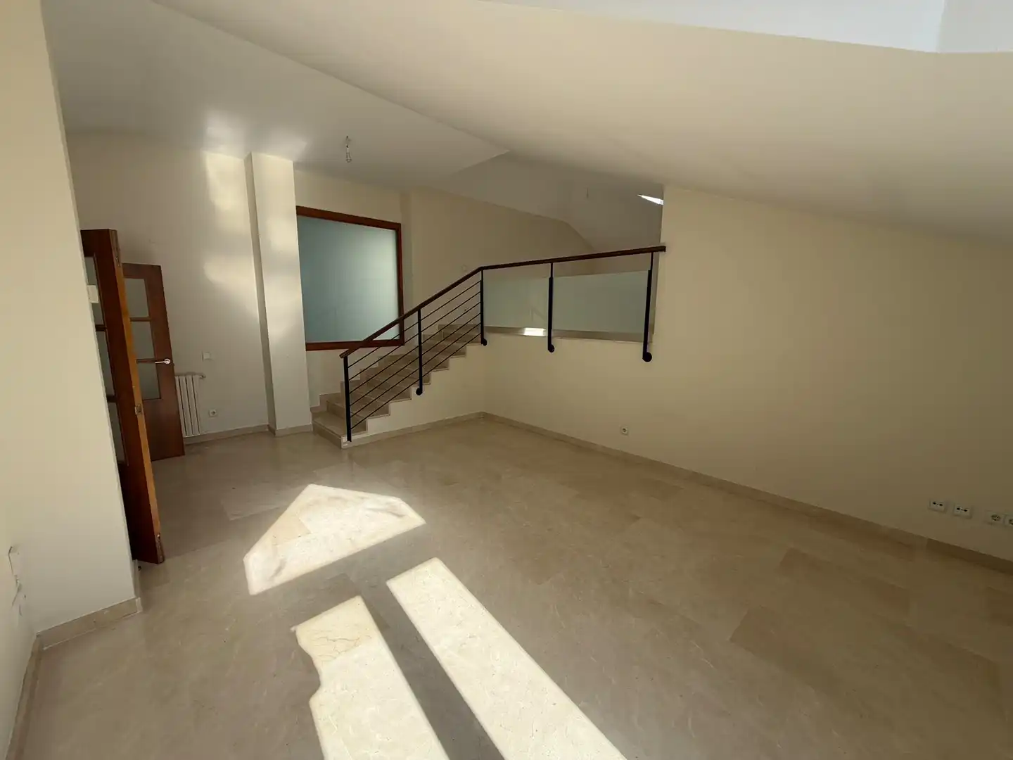 Dúplex amb ascensor en venda a Calle Reyes Católicos, imagen 18