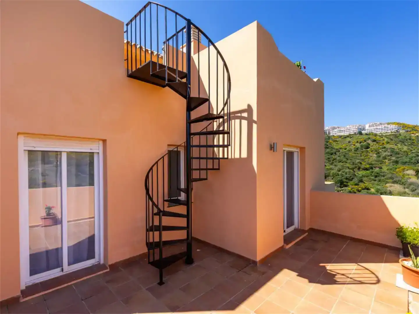 Terraza de Ático en venta en Mijas con Aire acondicionado y Piscina