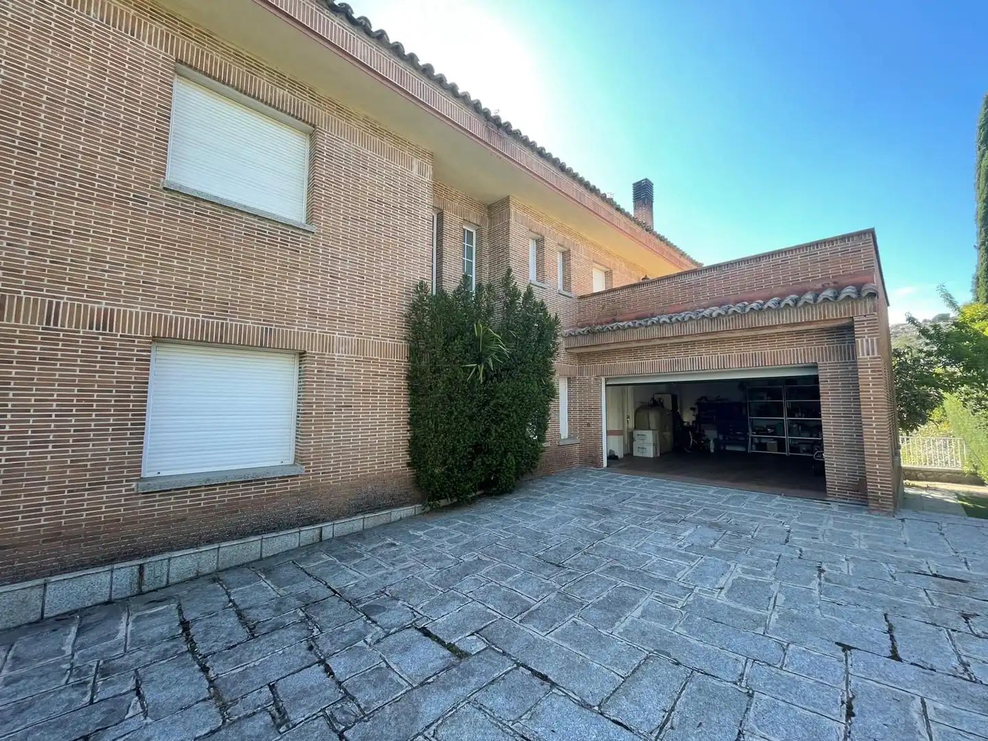 Vista exterior de Casa o chalet en venta en Torrelodones con Aire acondicionado, Calefacción y Jardín privado