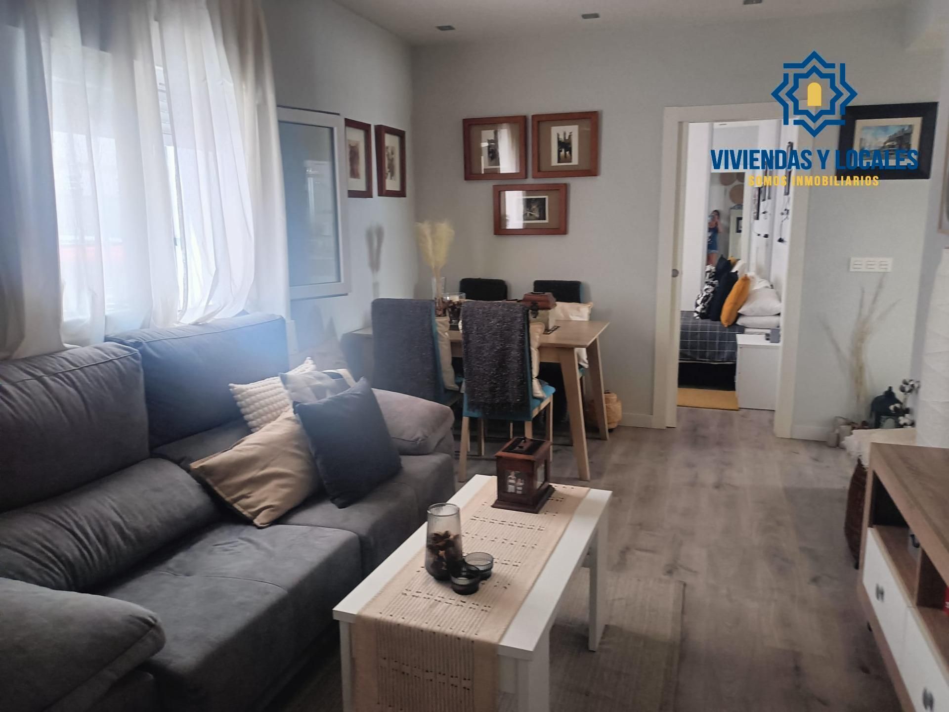 Living room of Flat to rent in  Granada Capital  with Air Conditioner