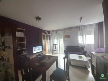 Flat with balcony to rent in La Hispanidad - Verdeluz