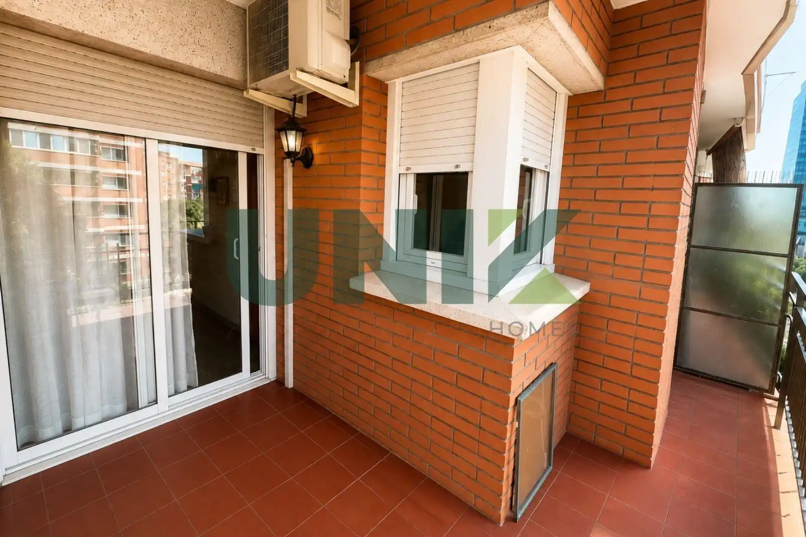 Terrasse von Wohnung zum Verkauf in Barcelona mit Klimaanlage und Terrasse