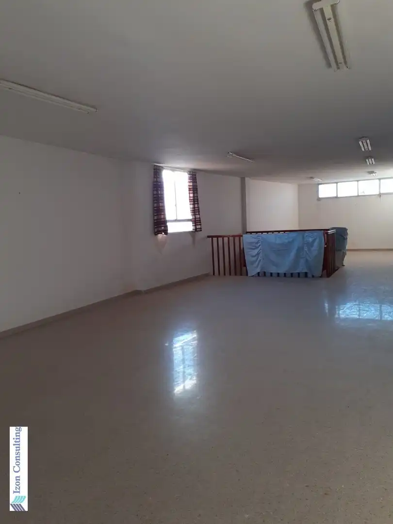 Local comercial en venda a Casas-Ibáñez, imagen 7