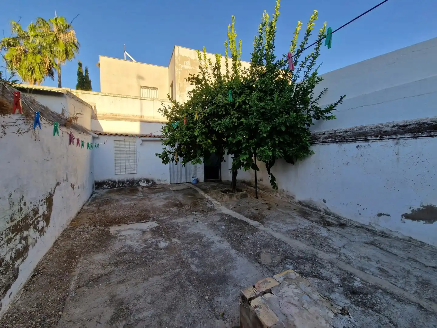 Vista exterior de Casa o chalet en venta en Lora del Río