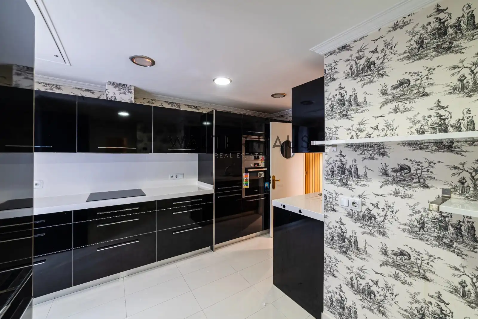 Kitchen of Flat for rent in Madrid  with Air Conditioner, Heating and Terrace