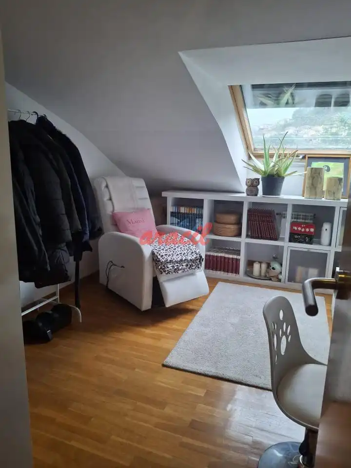 Sala de estar de Dúplex en venta en Ourense Capital  con Calefacción y Amueblado